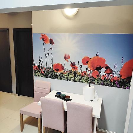 Central Retreat- Apartment Universitate Βουκουρέστι Εξωτερικό φωτογραφία